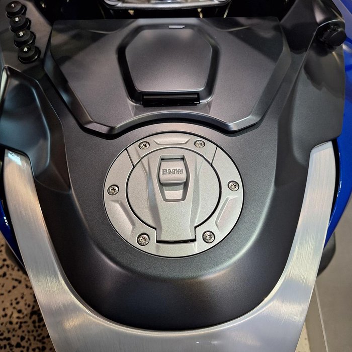 2025 BMW R 1300 RT Impulse