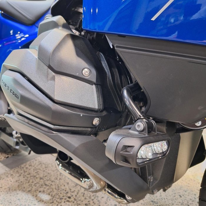 2025 BMW R 1300 RT Impulse