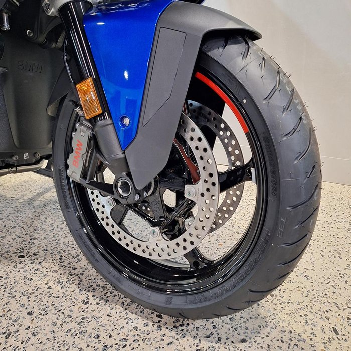 2025 BMW R 1300 RT Impulse