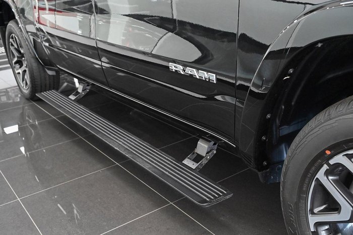 2025 RAM 1500 Laramie Sport Hurricane SO RamBox