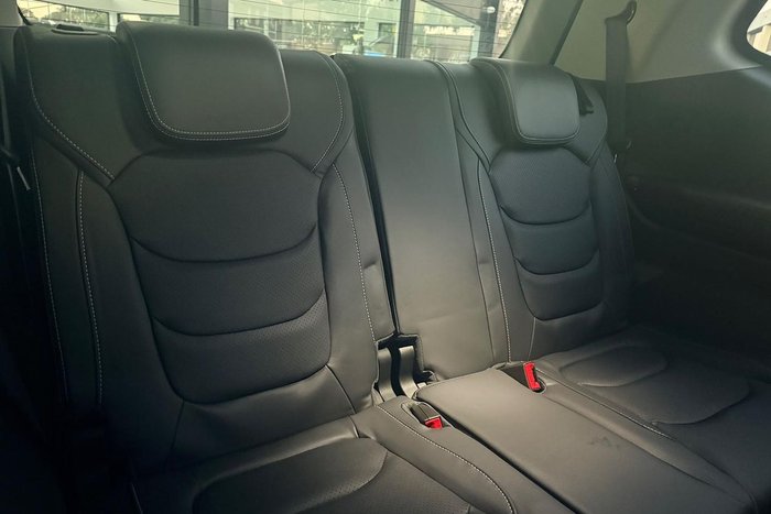 2025 LDV D90 Executive