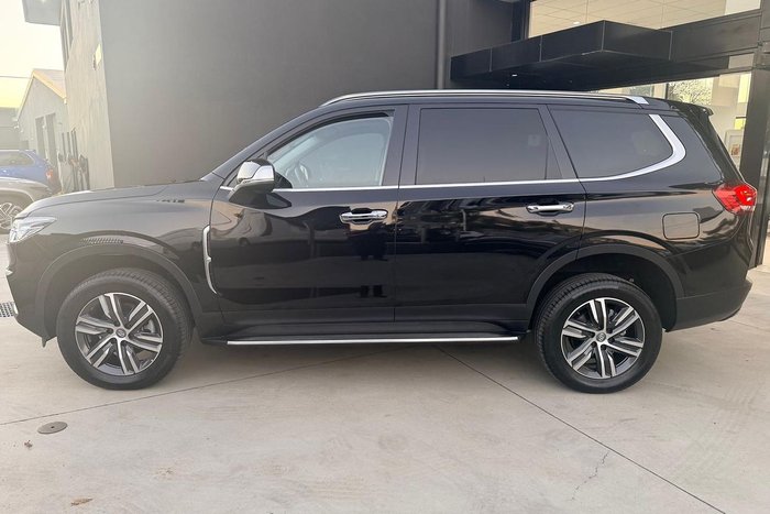 2025 LDV D90 Executive