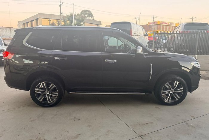 2025 LDV D90 Executive