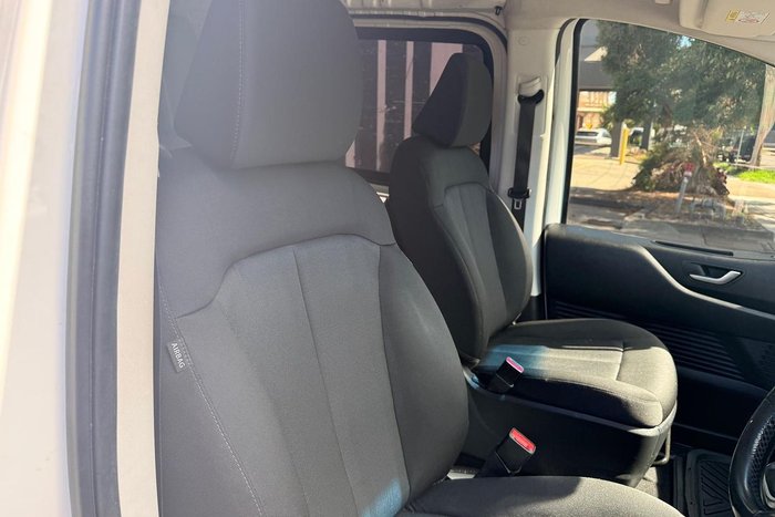 2024 Hyundai STARIA LOAD