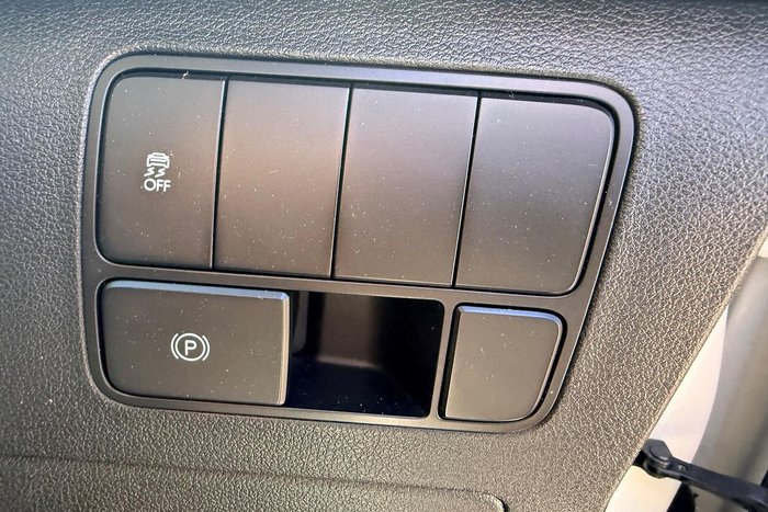 2024 Hyundai STARIA LOAD