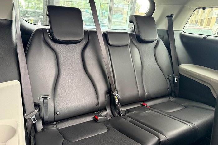 2023 Kia Carnival Special Edition