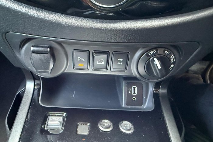 2022 Nissan Navara PRO-4X