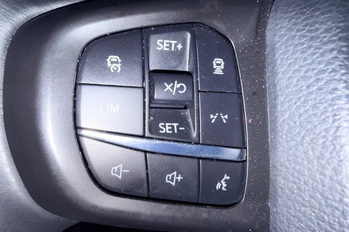 2025 Ford Everest Platinum