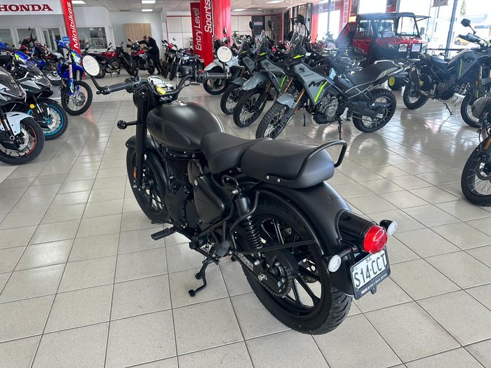 2025 Royal Enfield Classic 350 Dark