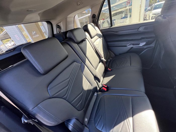 2025 Ford Everest Trend