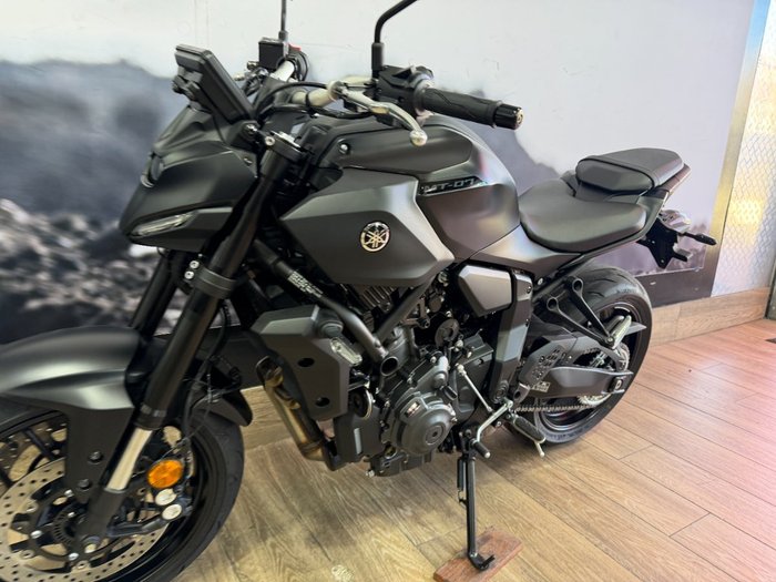 2026 Yamaha MT-07 HOAT MDNMD MAT DARK GRAY METALLIC