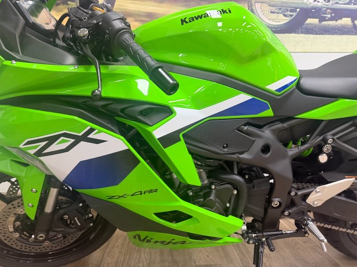 2026 Kawasaki NINJA 400 ZX-4RR KRT LIME GREEN