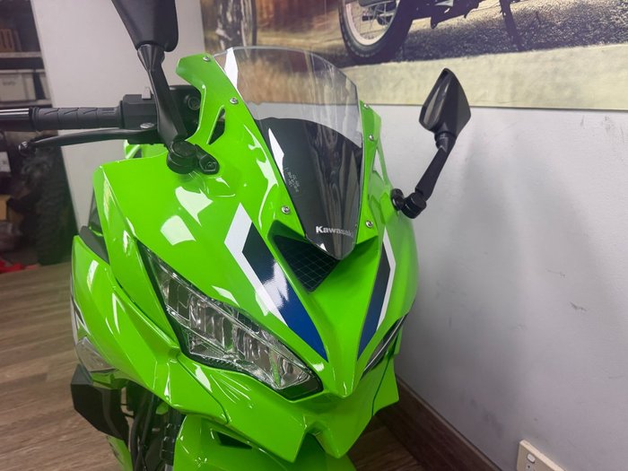2026 Kawasaki NINJA 400 ZX-4RR KRT LIME GREEN