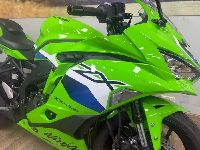 2026 Kawasaki NINJA 400 ZX-4RR KRT LIME GREEN