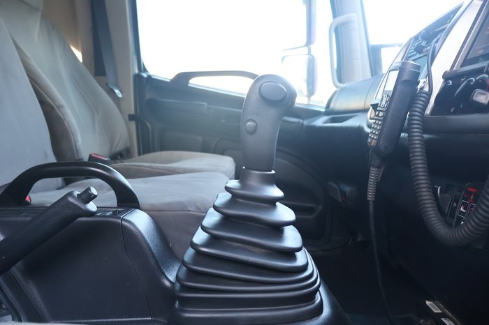 2022 HINO GT 1528
