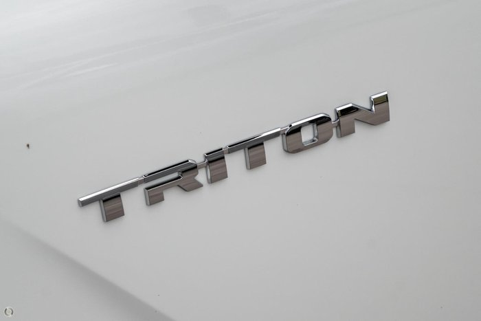 2026 Mitsubishi Triton GLX