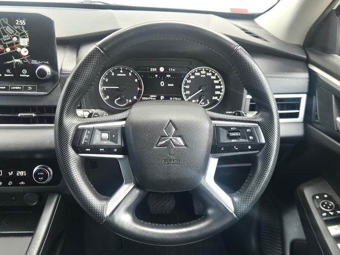 2022 Mitsubishi Outlander LS