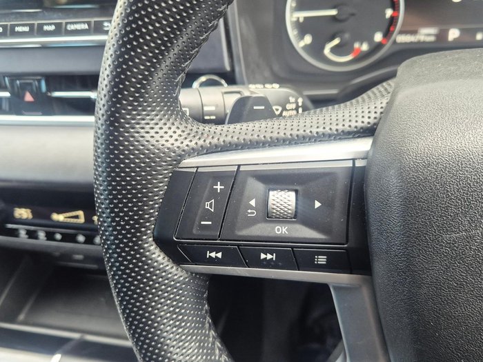 2022 Mitsubishi Outlander LS