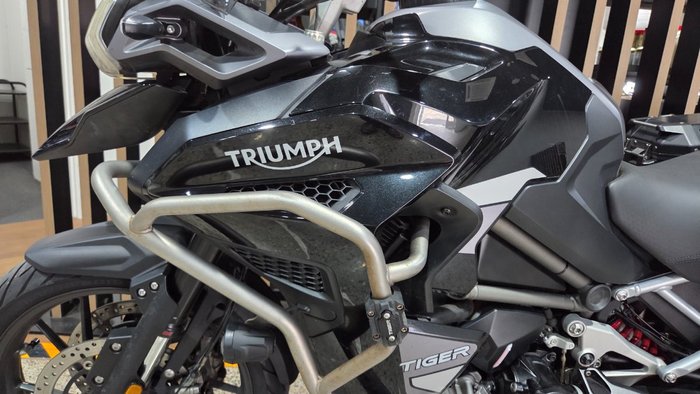 2024 Triumph TIGER 1200 GT EXPLORER Black