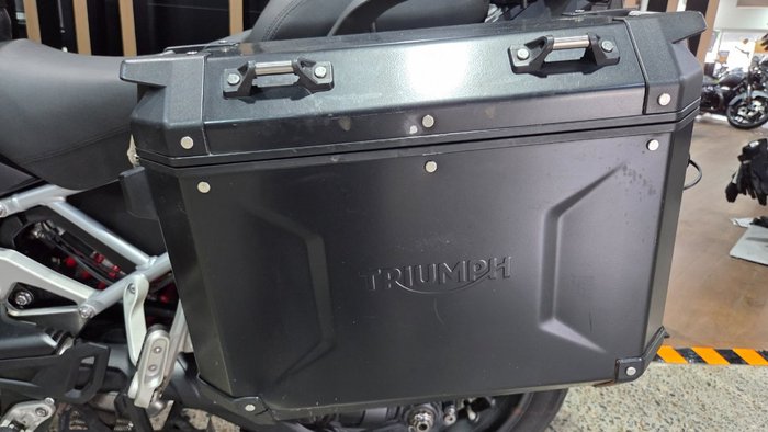 2024 Triumph TIGER 1200 GT EXPLORER Black