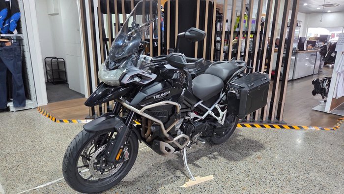 2024 Triumph TIGER 1200 GT EXPLORER Black