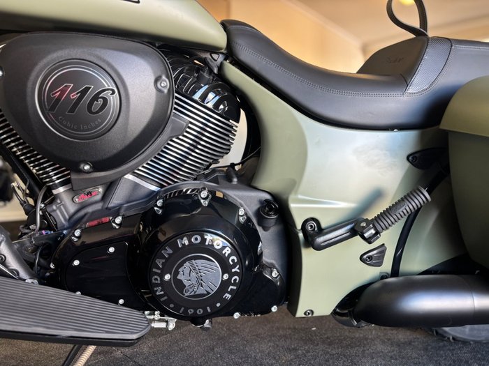 2025 Indian SPRINGFIELD DARK HORSE Green