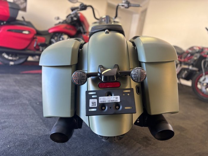 2025 Indian SPRINGFIELD DARK HORSE Green