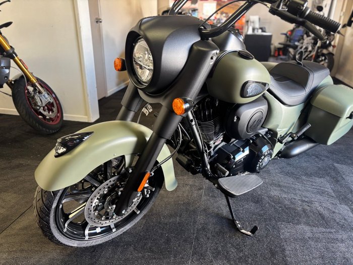 2025 Indian SPRINGFIELD DARK HORSE Green