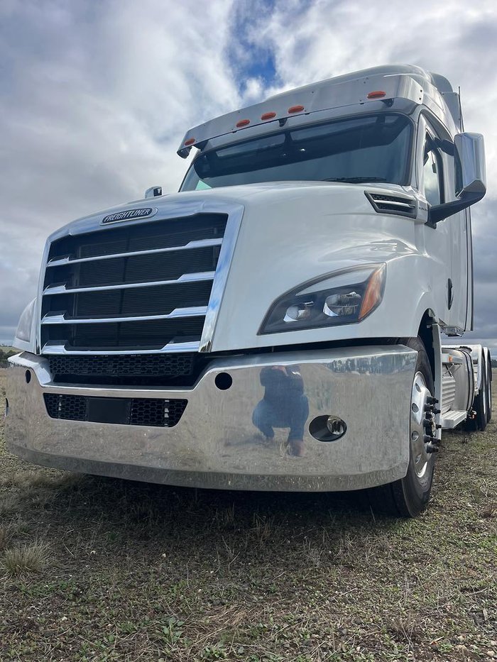 2024 Freightliner Cascadia