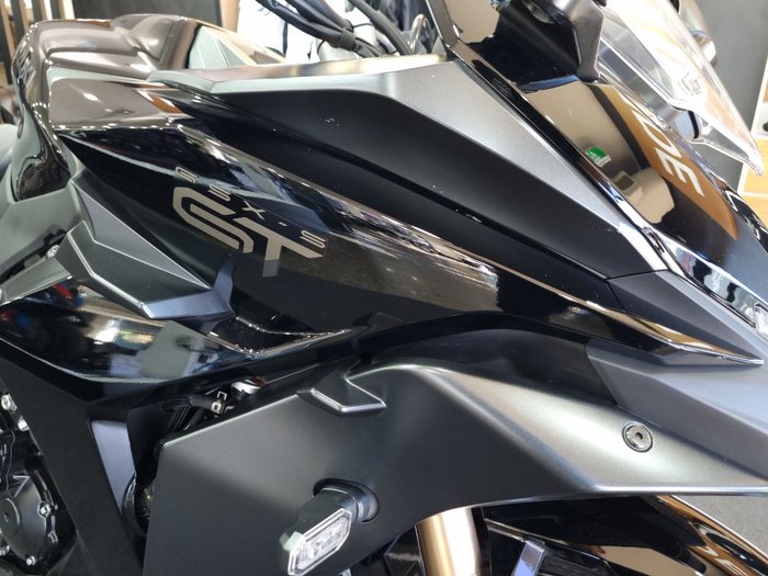 2025 Suzuki GSX-S1000GT Black