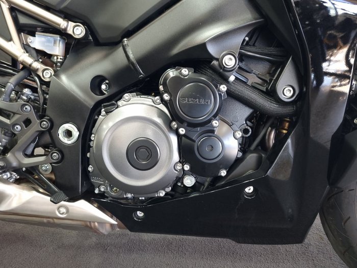 2025 Suzuki GSX-S1000GT Black