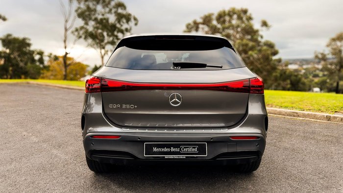 2024 Mercedes-Benz EQA 250+ Night Edition