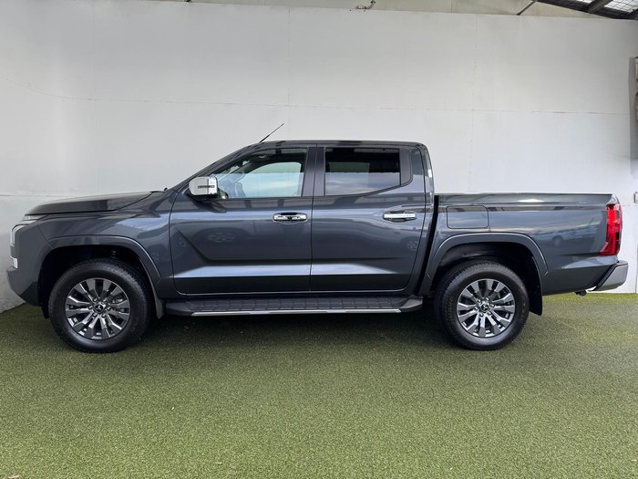 2025 Mitsubishi Triton GLS