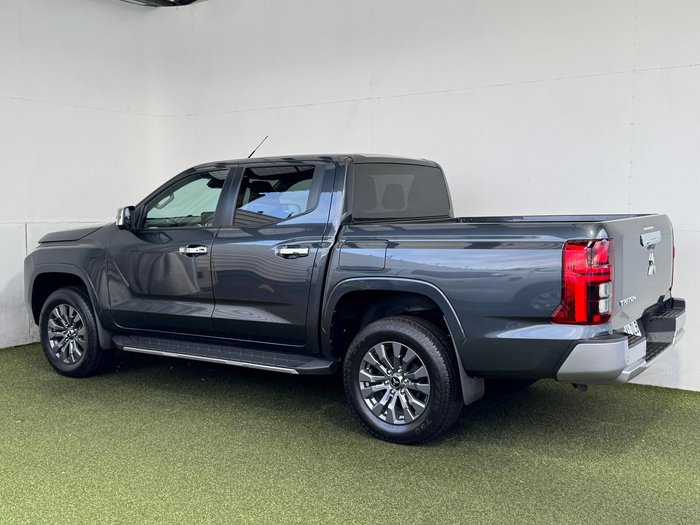 2025 Mitsubishi Triton GLS