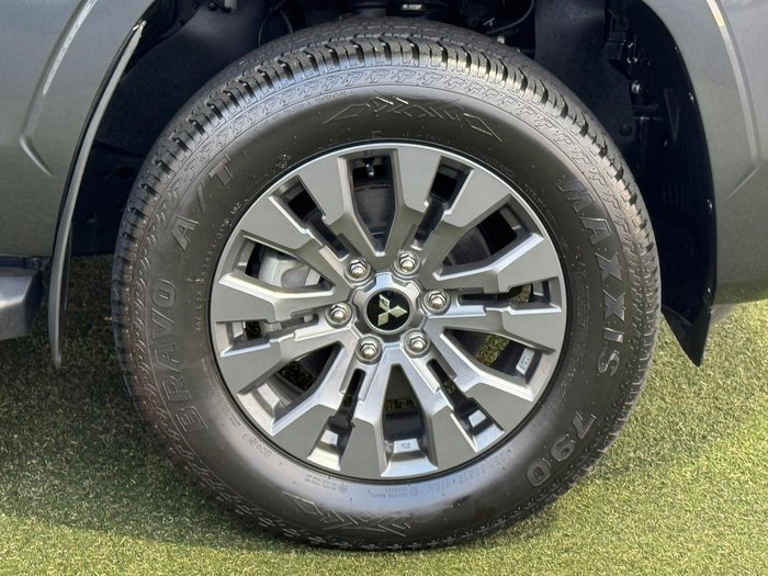 2025 Mitsubishi Triton GLS