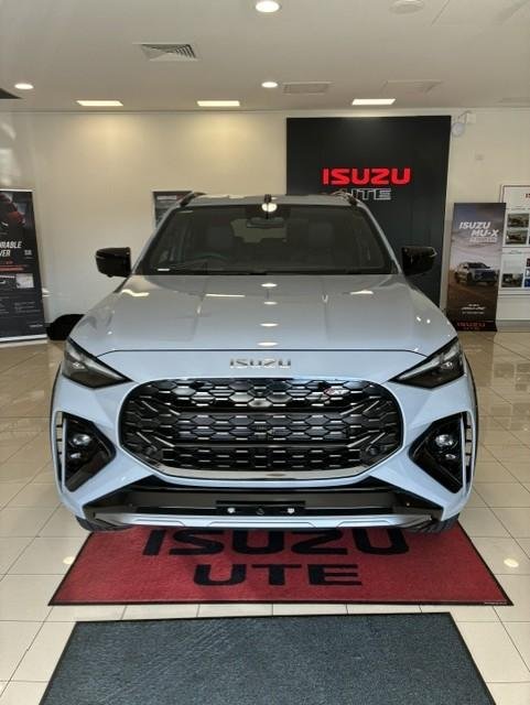 2026 Isuzu MU-X X-TERRAIN