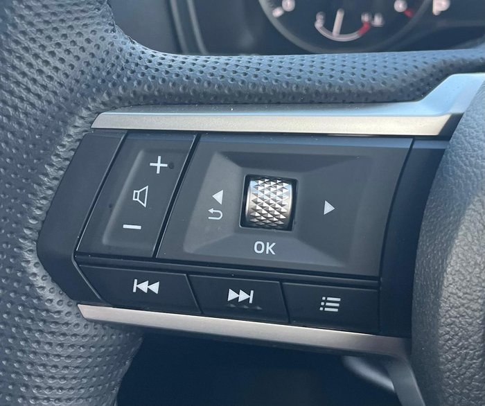 2025 Mitsubishi Triton GLS
