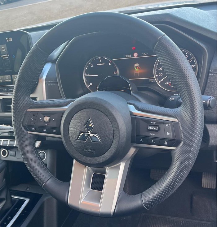 2025 Mitsubishi Triton GLS