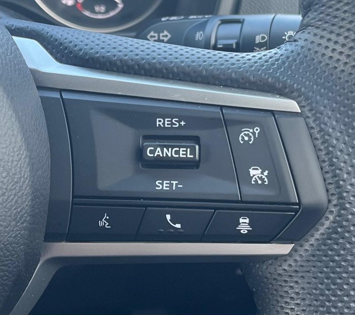 2025 Mitsubishi Triton GLS