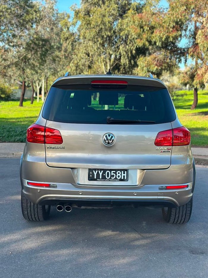 2015 Volkswagen Tiguan 155TSI R-Line