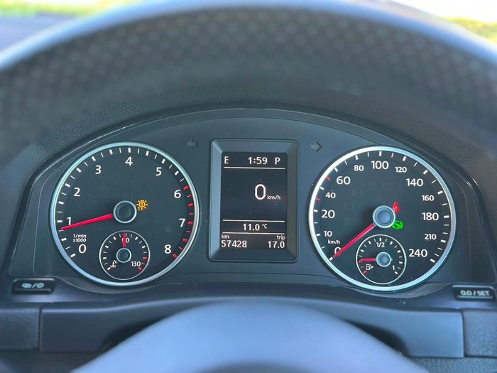 2015 Volkswagen Tiguan 155TSI R-Line