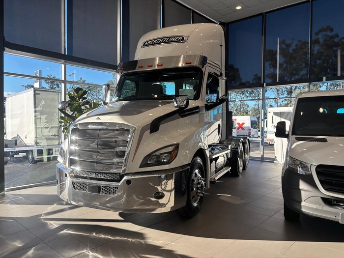 2024 Freightliner Cascadia