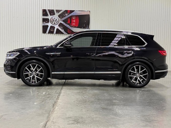 2019 Volkswagen Touareg 190TDI Launch Edition