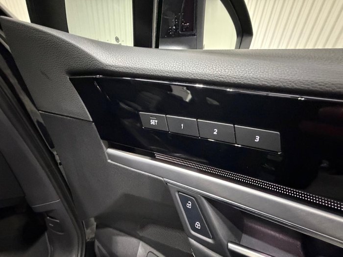 2019 Volkswagen Touareg 190TDI Launch Edition