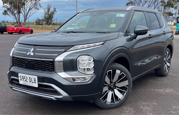 2025 Mitsubishi Outlander Aspire