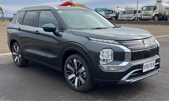 2025 Mitsubishi Outlander