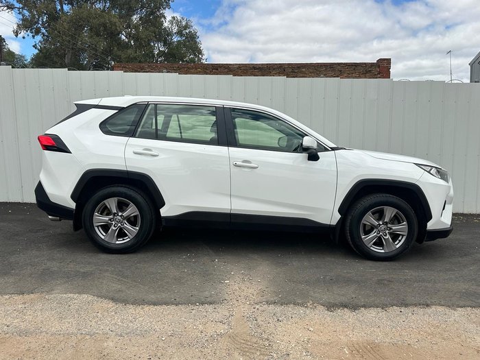 2022 Toyota RAV4 GX