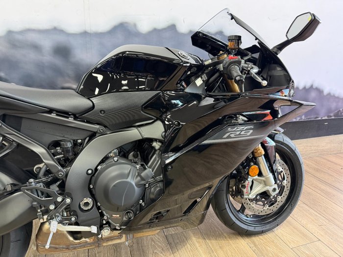 2026 Yamaha YZF-R9 Black
