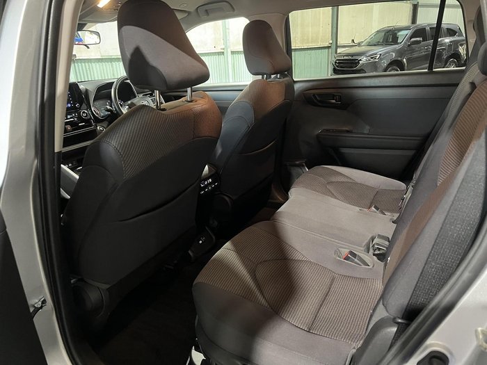 2024 Toyota Kluger GX