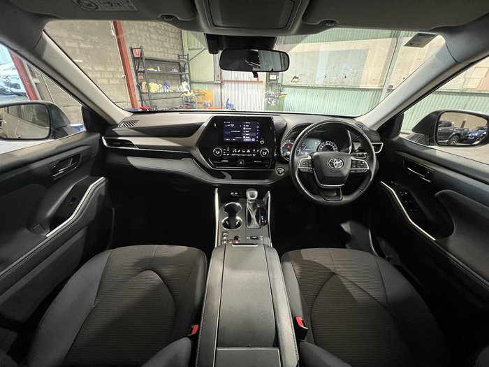 2024 Toyota Kluger GX